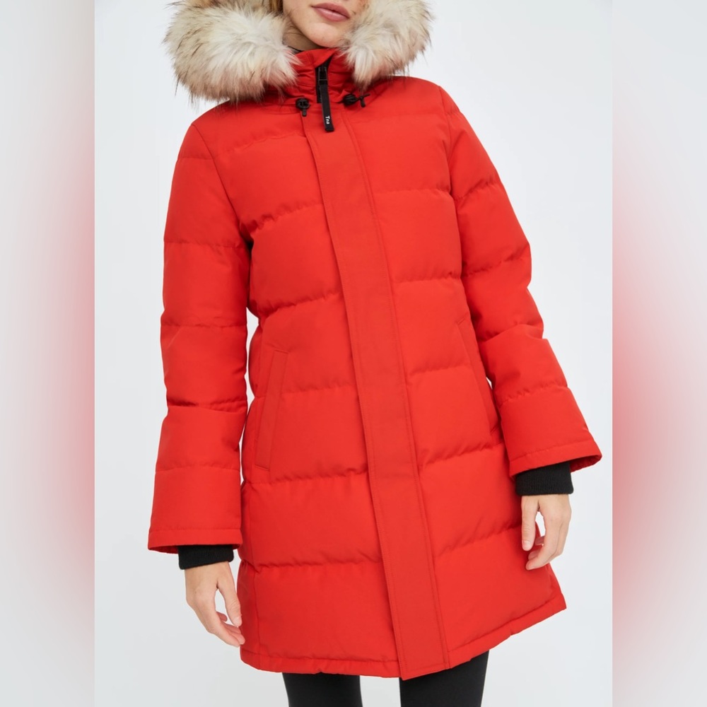 NWT Aritzia TNA Powder Parka in red size XXS